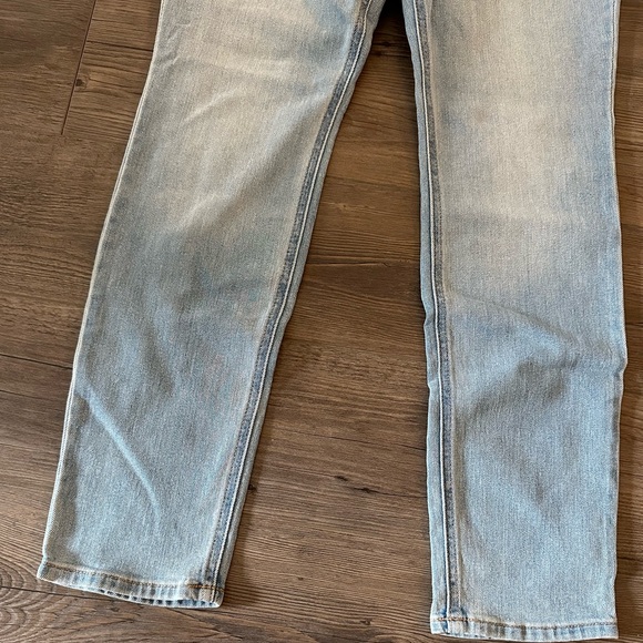 NWT WOW Straight High-Rise Jeans (S/P Length) - Picture 4 of 6